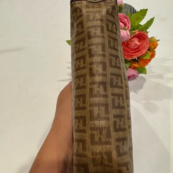 Authentic Fendi vintage pouch - Picture 9 of 10